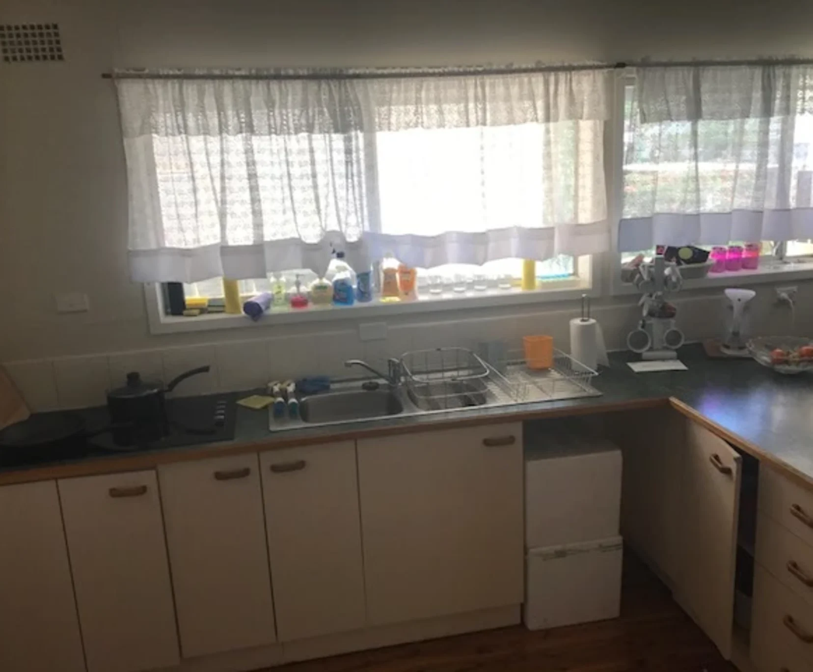 Private room with own bathroom - student accommodation in Sydney