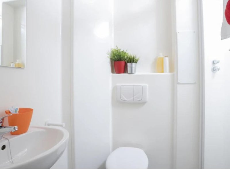single - student accommodation in United Kingdom