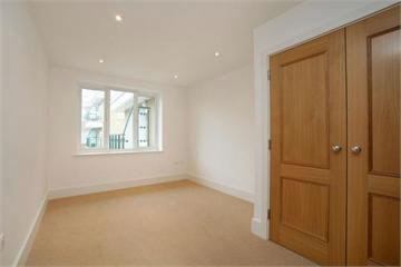 single - student accommodation in London