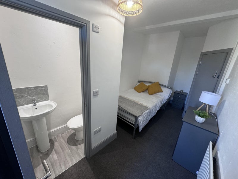 double En suite - student accommodation in United Kingdom