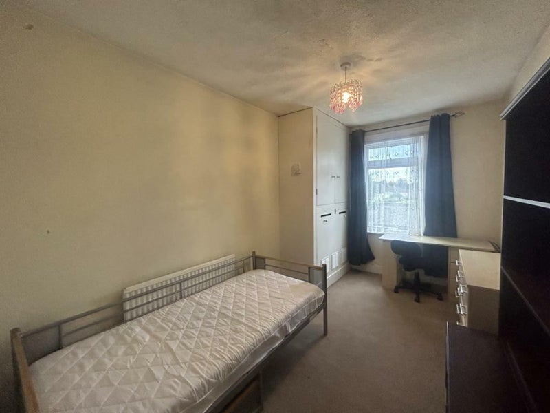single - student accommodation in Surrey