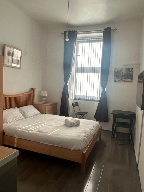 single - student accommodation in Glasgow