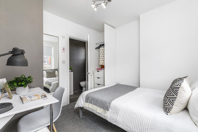 double En suite - student accommodation in United Kingdom