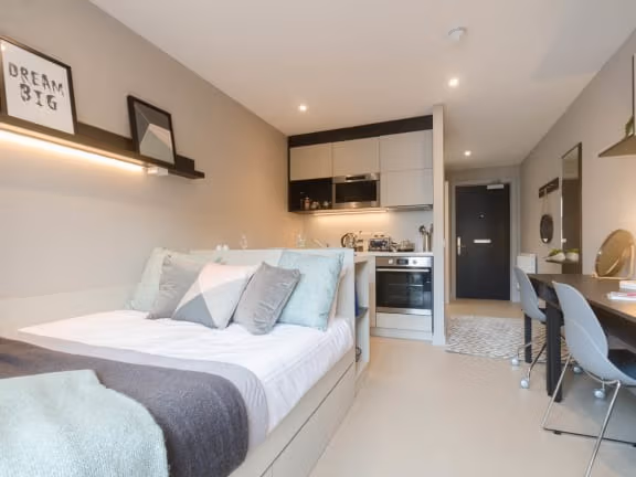 Deluxe Studio - student accommodation in Edinburgh
