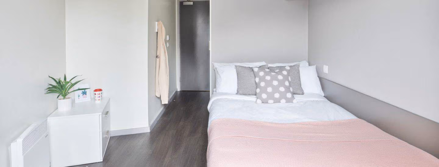 Classic Studio - student accommodation in Coventry