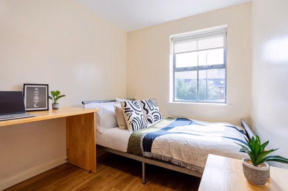 Bronze Non Ensuite | 4 or 5 Bed Flat - student accommodation in Bristol
