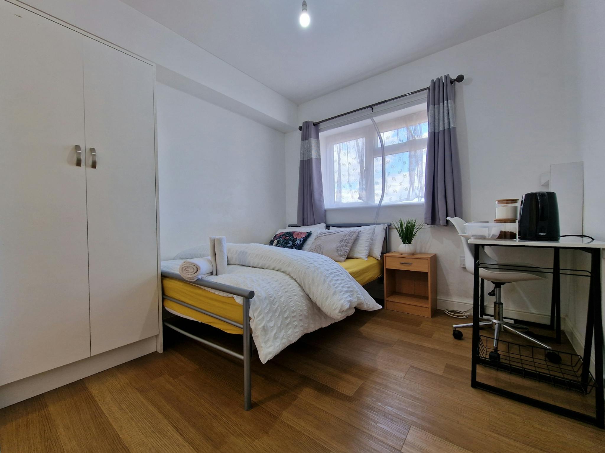 private room - student accommodation in Coventry