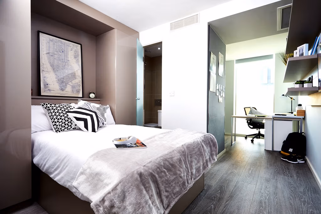 Large Studio - Mid Level - student accommodation in Leeds