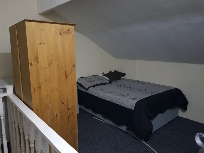 single - student accommodation in Leeds